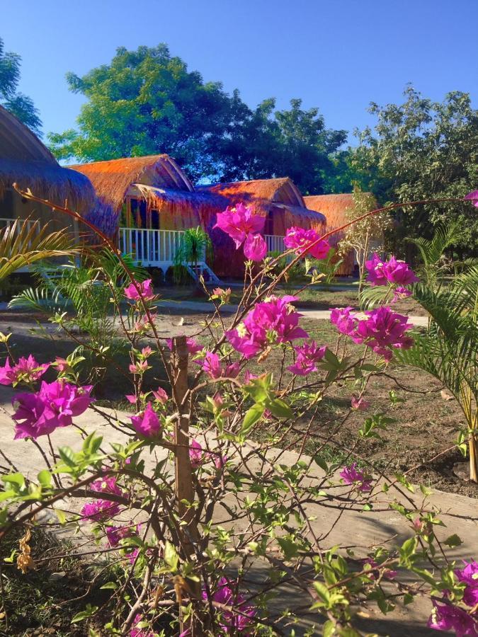 Maleo Moyo Hotel & Dive Resort Moyo Island Екстериор снимка